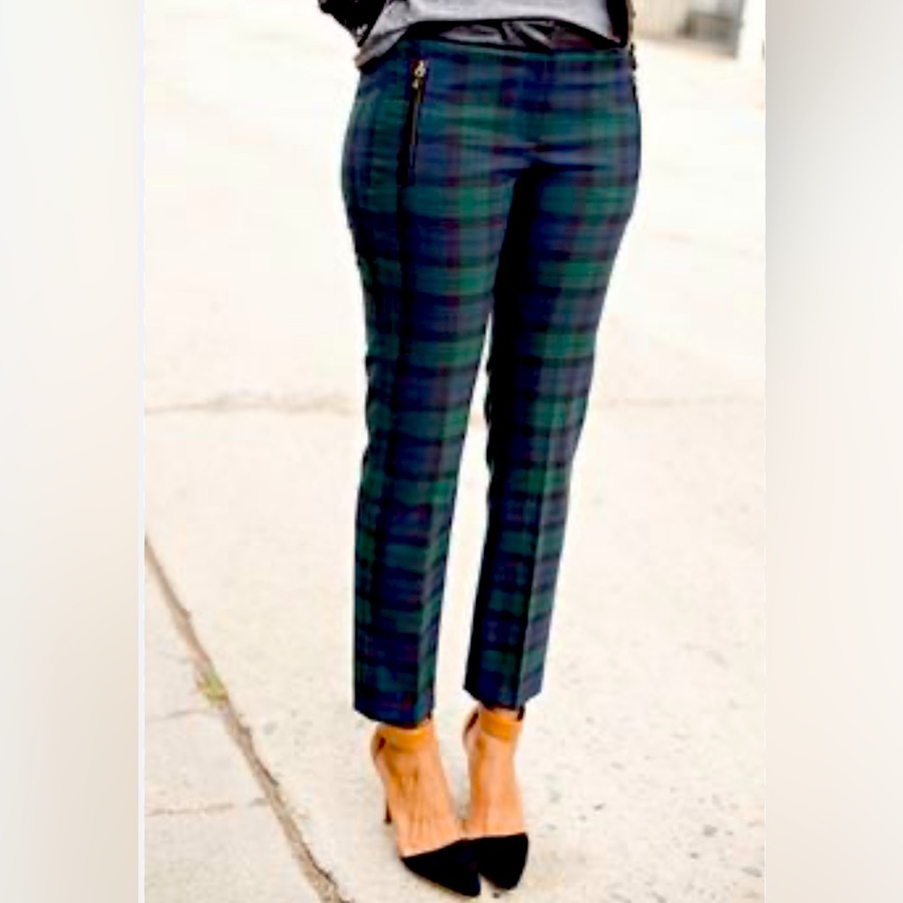 Tommy Hilfiger blue and green tartan plaid pants with leather accents. Size 4